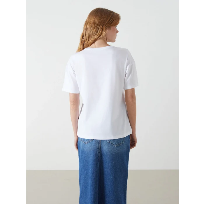 LCW Vision Beyaz Bisiklet Yaka Baskılı Kadın Tişört