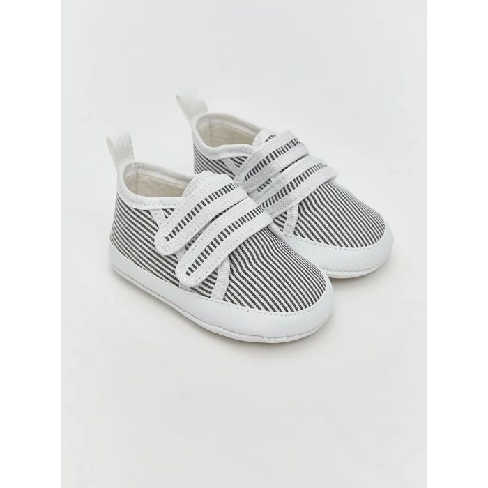 LCW STEPS Beyaz Cırt Cırtlı Erkek Bebek Yürüme Öncesi İlk Adım Ayakkabısı