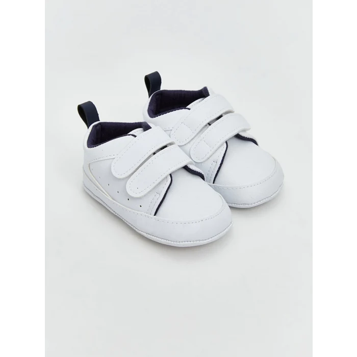 LCW STEPS Beyaz Cırt Cırtlı Erkek Bebek Yürüme Öncesi Ayakkabı