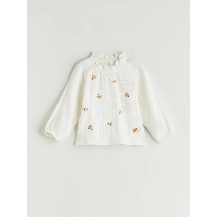 LCW Kids Ekru Fırfırlı Dik Yaka Çiçek Nakışlı Kız Çocuk Bluz