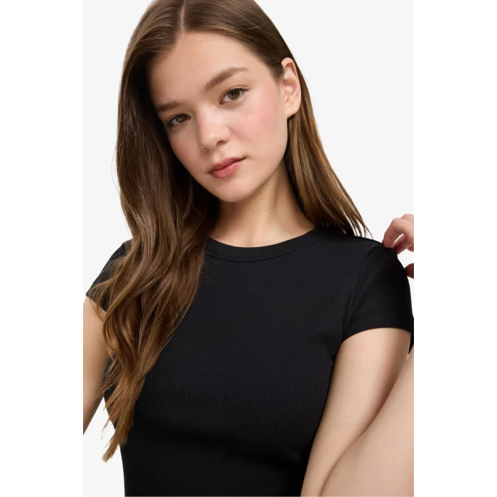 Defacto E0287 Siyah Coool Fitted Basic Düz Fitilli Kaşkorse Kısa Kollu Siyah Tişört