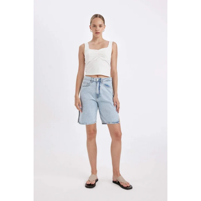 Defacto D4042 Beyaz Fitted Kalp Yaka Atlet