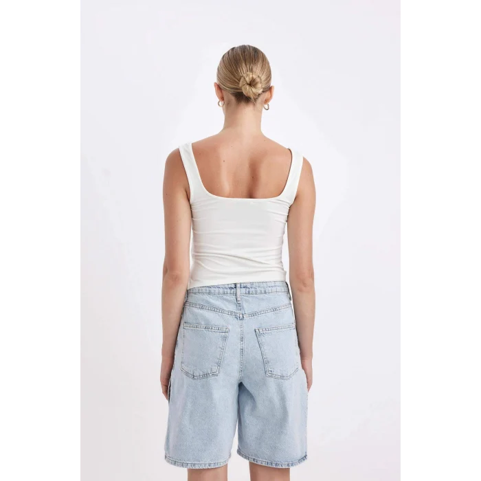 Defacto D4042 Beyaz Fitted Kalp Yaka Atlet