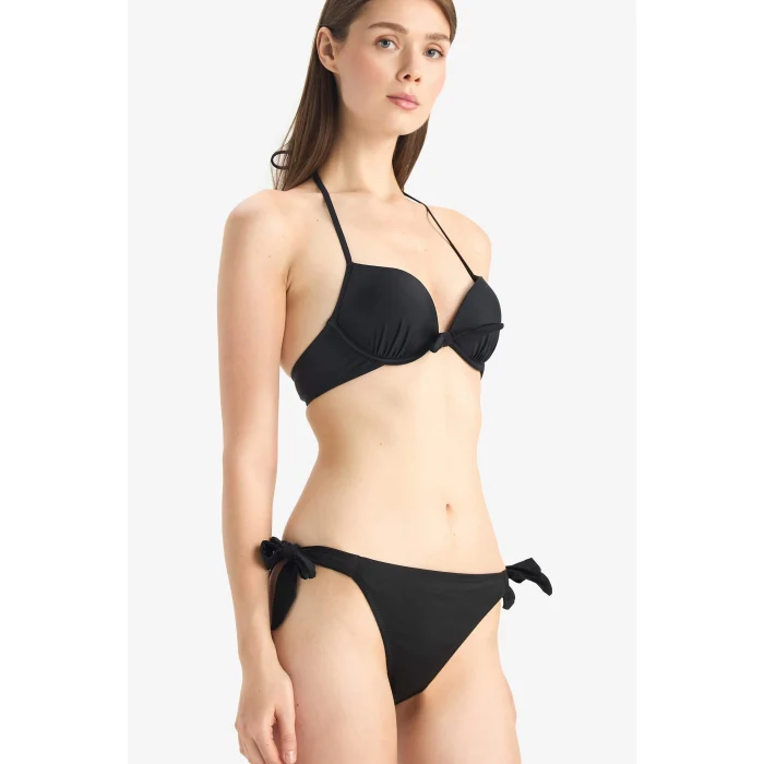 Defacto B7509 Siyah Regular Fit Bikini Altı-Fall in Love