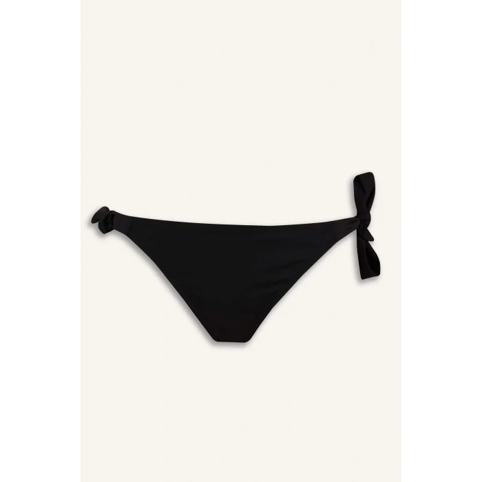 Defacto B7509 Siyah Regular Fit Bikini Altı-Fall in Love