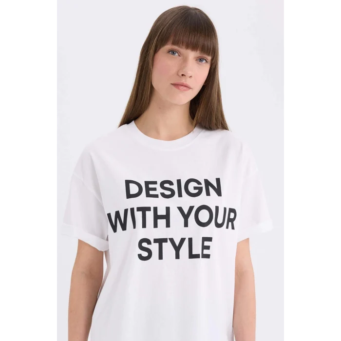 Defacto E5059 Beyaz Oversize Geniş Kalıp Bisiklet Yaka Baskılı Casual Kısa Kollu Tişört