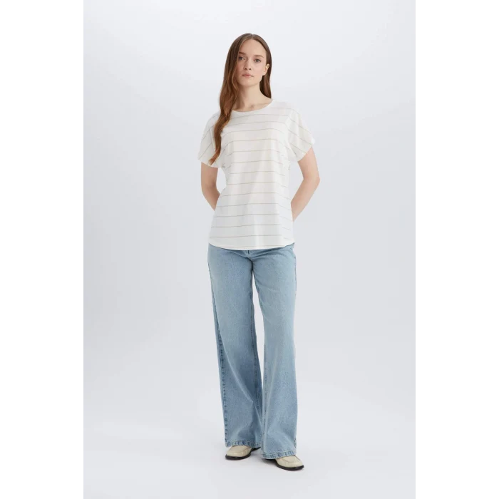 Defacto E6075 Ekru Bisiklet Yaka Kısa Kollu Tişört