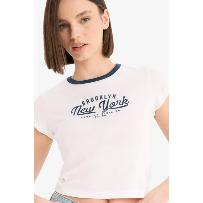 Defacto F1447 Beyaz Coool Fitted Bisiklet Yaka Baskılı Ribana Kısa Kollu Tişört