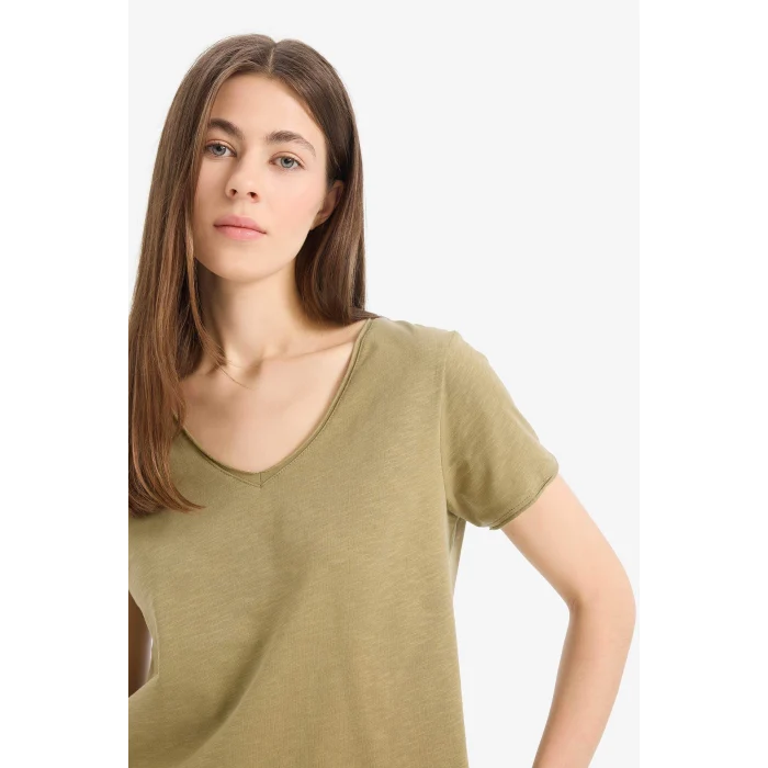 Defacto K1507 Haki Regular Fit V Yaka Basic Düz Kısa Kollu Tişört