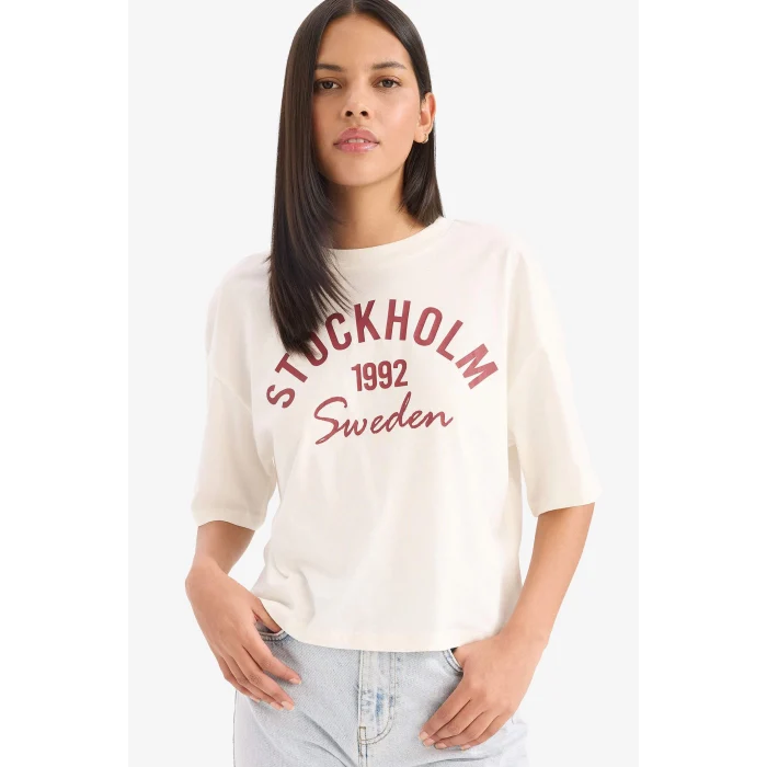 Defacto E5148 Ekru Oversize Geniş Kalıp Bisiklet Yaka Baskılı Penye Kısa Kollu Tişört