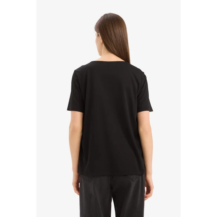 Defacto K5057 Siyah Regular Fit V Yaka Basic Düz Kısa Kollu Siyah Tişört