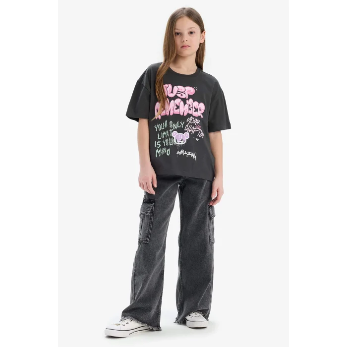 Defacto E0356 Antrasit Kız Çocuk Oversize Geniş Kalıp Bisiklet Yaka Baskılı Kısa Kollu Tişört