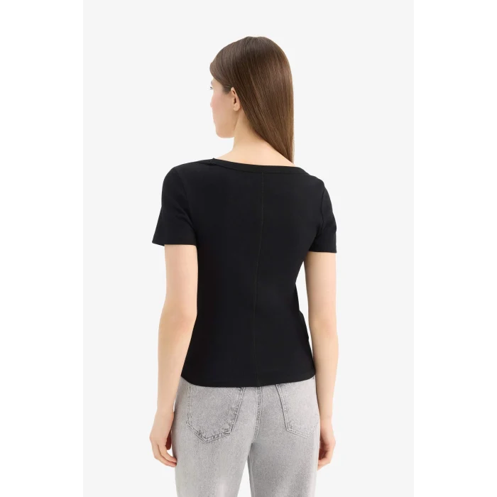 Defacto F0684 SiyahSlim Fit Dar Kesim Bisiklet Yaka Basic Düz Fitilli Kaşkorse Kısa Kollu Siyah Tişört