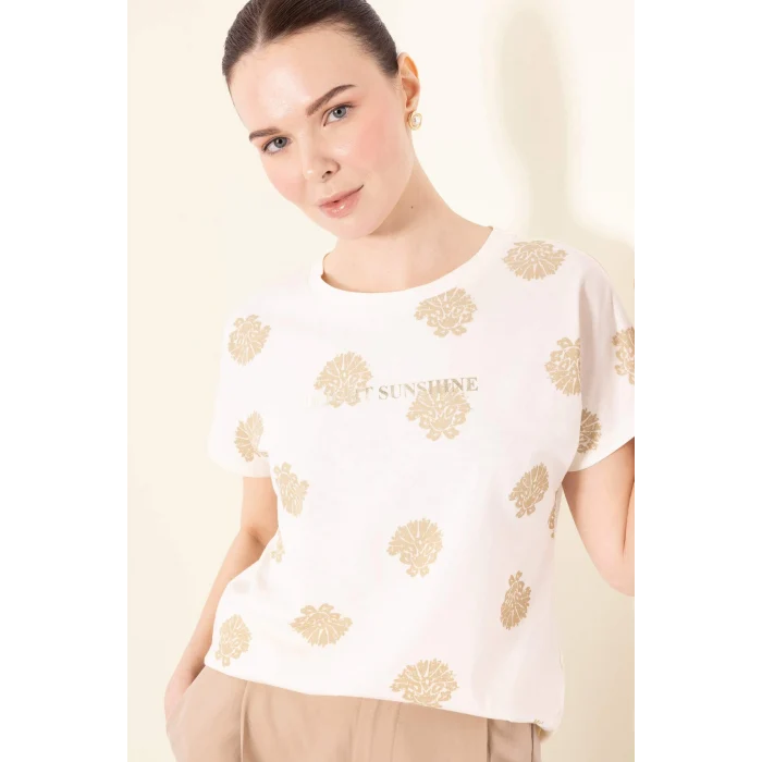 Defacto E1663 Ekru Bisiklet Yaka Desenli Kısa Kollu Tişört