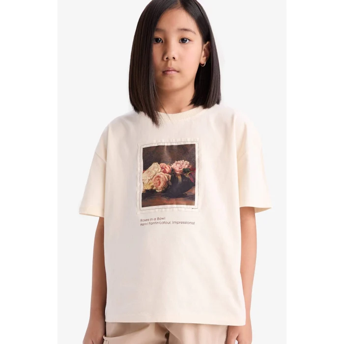 Defacto D9270 Ekru Kız Çocuk Oversize Geniş Kalıp Bisiklet Yaka Baskılı Kısa Kollu Tişört