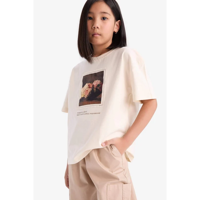 Defacto D9270 Ekru Kız Çocuk Oversize Geniş Kalıp Bisiklet Yaka Baskılı Kısa Kollu Tişört