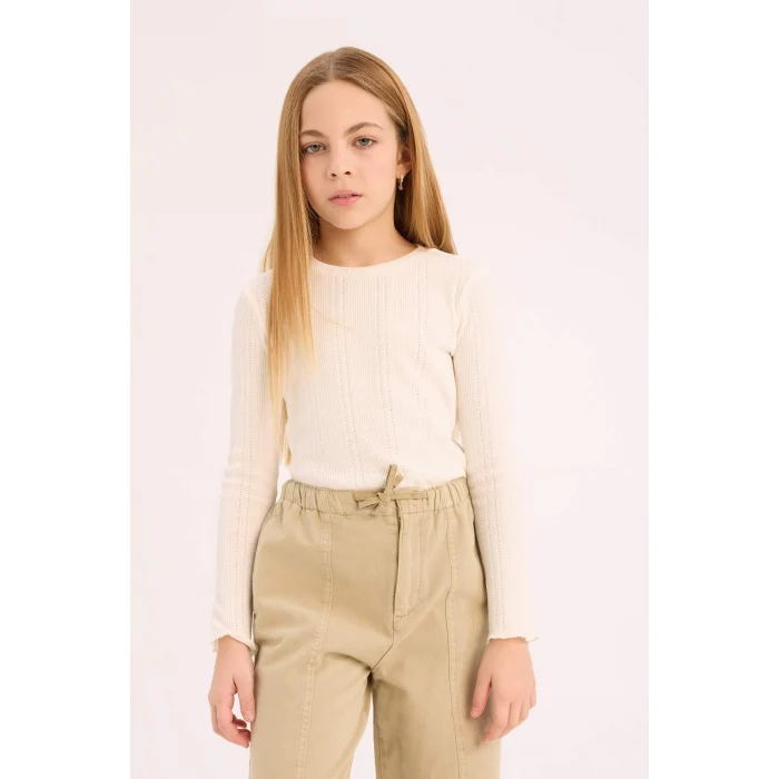 Defacto D9234 Beyaz Kız Çocuk Slim Fit Dar Kesim Bisiklet Yaka Uzun Kollu Tişört