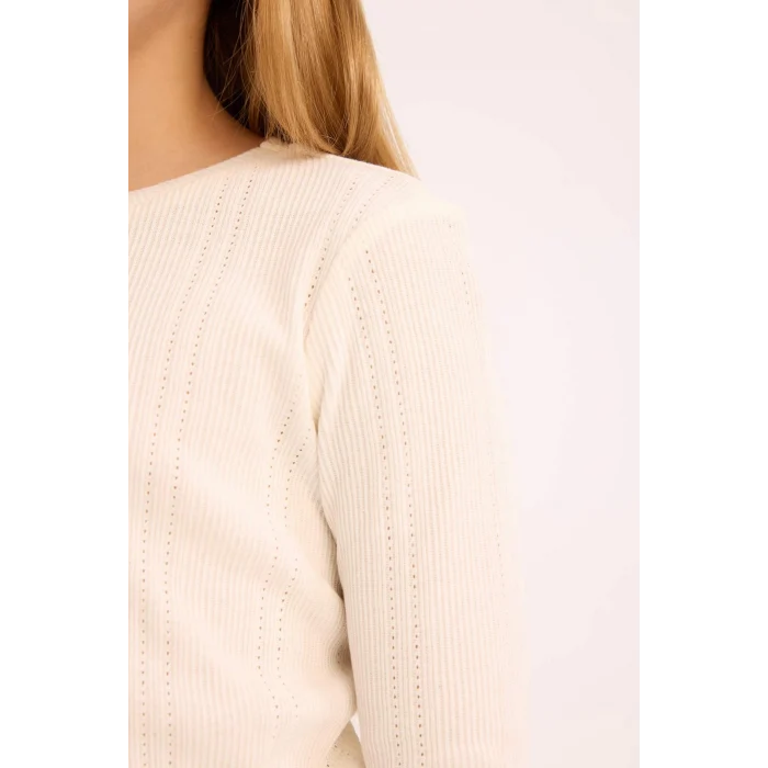 Defacto D9234 Beyaz Kız Çocuk Slim Fit Dar Kesim Bisiklet Yaka Uzun Kollu Tişört