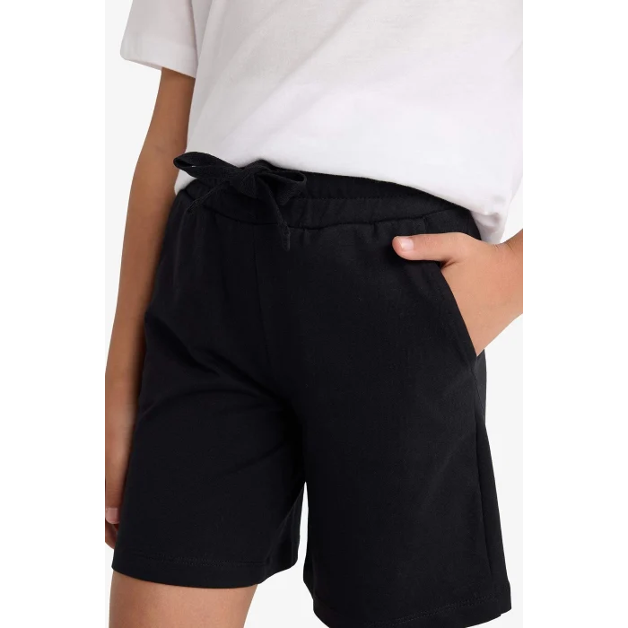 Defacto D9058 Siyah Kız Çocuk Relax Fit Beli Lastikli Basic Düz Şort
