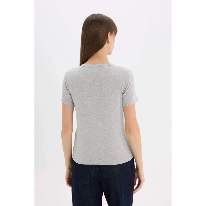 Defacto E5067 Gri Regular Fit Bisiklet Yaka Baskılı Ribana Kısa Kollu Tişört