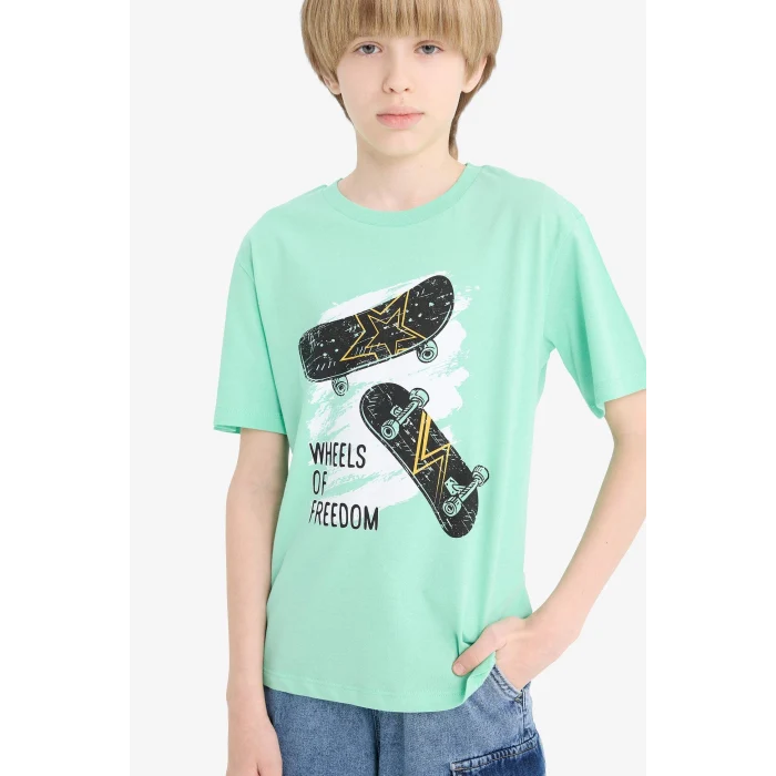 Defacto F0174 Yeşil Erkek Çocuk Bisiklet Yaka Baskılı Kısa Kollu Tişört