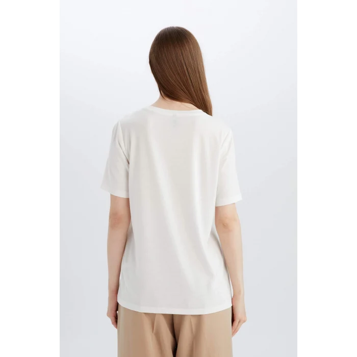 Defacto D8925 Ekru Regular Fit Bisiklet Yaka Leopar Baskılı Kısa Kollu Tişört