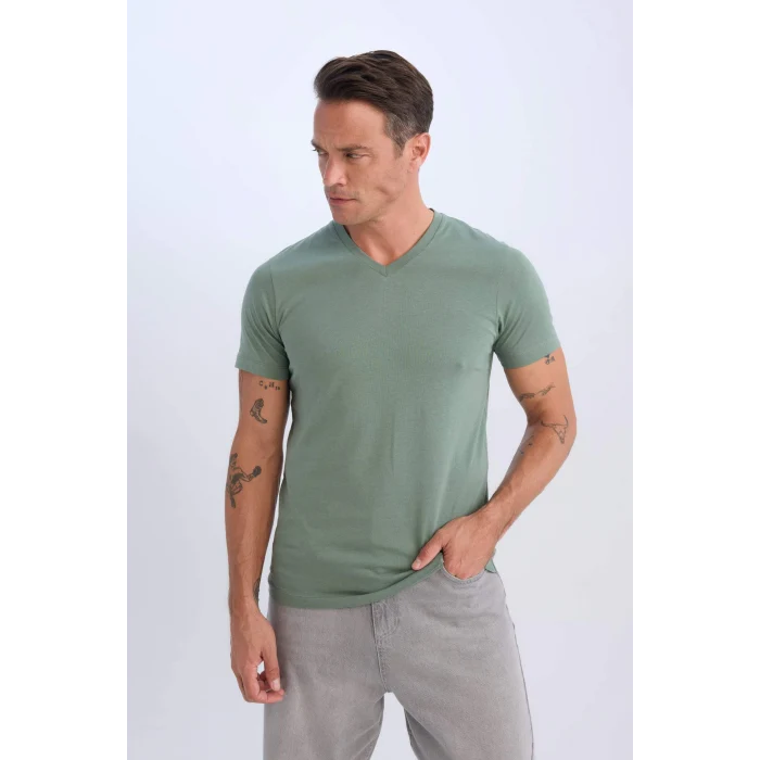 Defacto D7938 Haki %100 Pamuk Regular Fit V Yaka Pamuklu Basic Düz Kısa Kollu Tişört