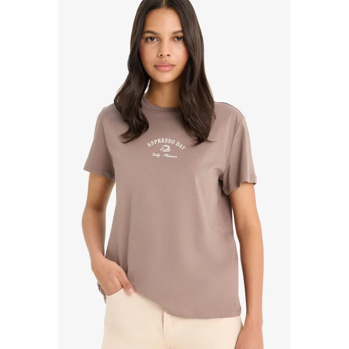 Defacto F2093 Kahve Relax Fit Bisiklet Yaka Baskılı Penye Kısa Kollu Tişört