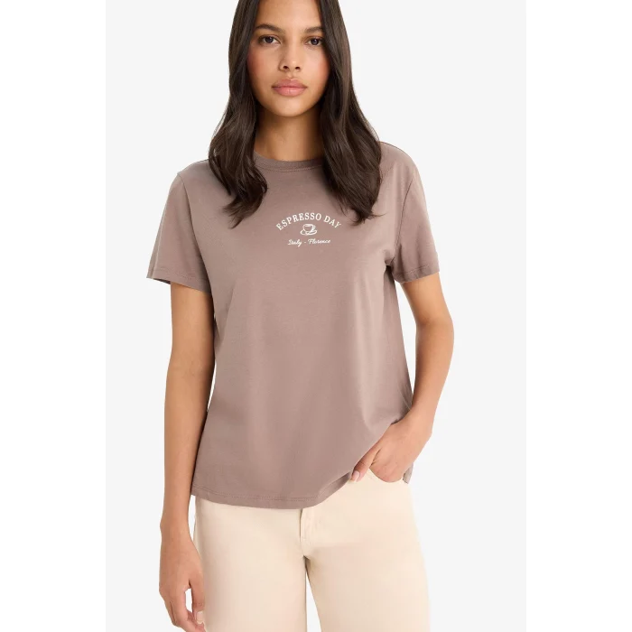 Defacto F2093 Kahve Relax Fit Bisiklet Yaka Baskılı Penye Kısa Kollu Tişört