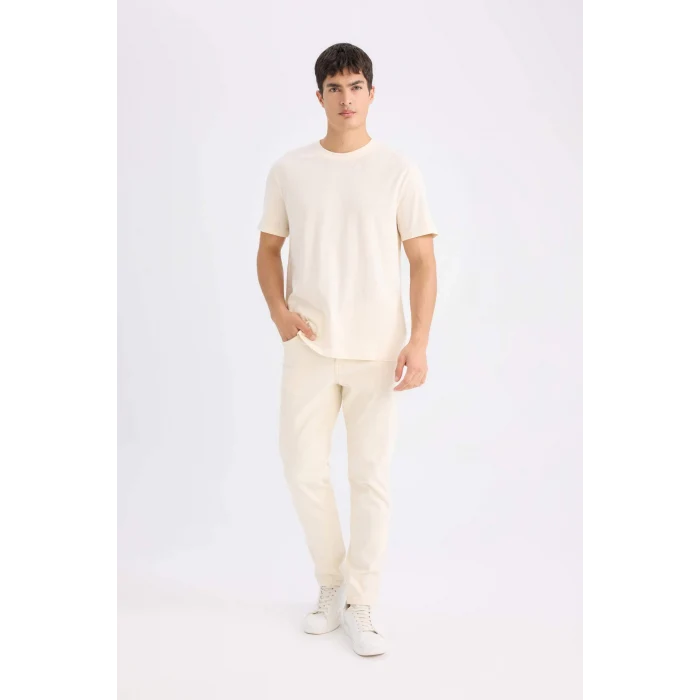 Defacto V7699 Ekru %100 Pamuk New Regular Fit Bisiklet Yaka Basic Düz Kısa Kollu Tişört