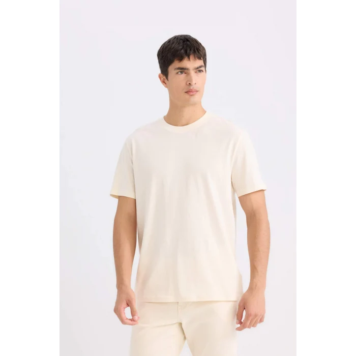 Defacto V7699 Ekru %100 Pamuk New Regular Fit Bisiklet Yaka Basic Düz Kısa Kollu Tişört