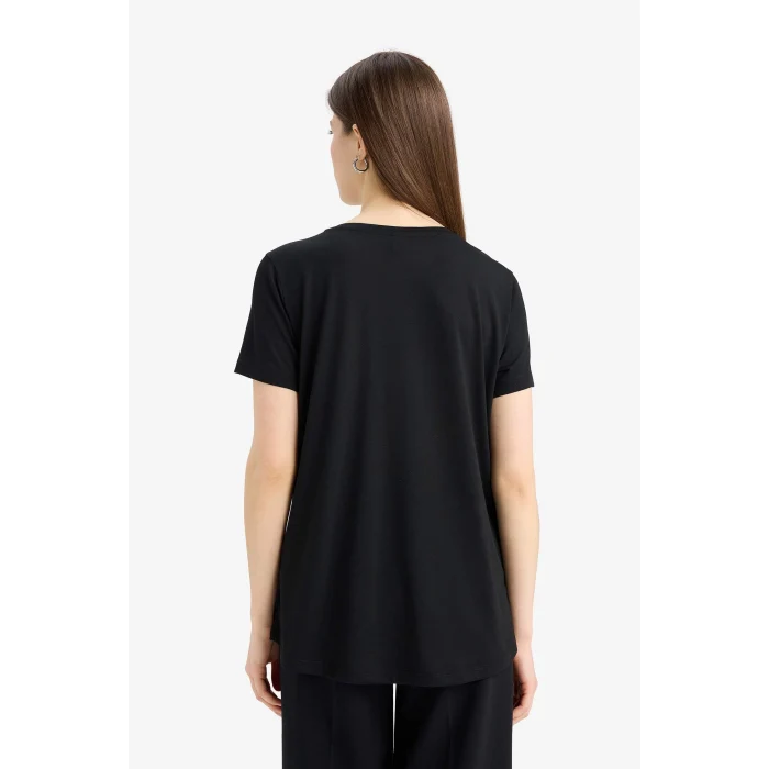 Defacto E5063 Siyah Relax Fit Bisiklet Yaka Baskılı Kısa Kollu Tişört