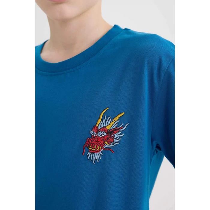 Defacto E0088 Mavi Erkek Çocuk Bisiklet Yaka Nakışlı Kısa Kollu Tişört