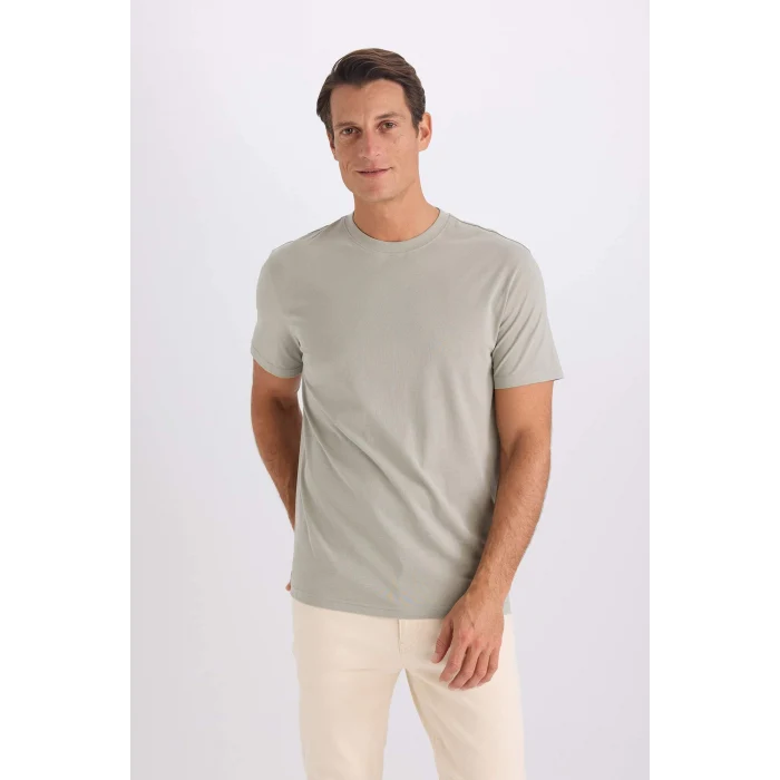 Defacto V7699 Haki %100 Pamuk New Regular Fit Bisiklet Yaka Basic Düz Kısa Kollu Tişört
