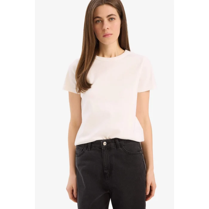 Defacto E5451 Ekru Regular Fit Bisiklet Yaka Basic Düz Kısa Kollu Tişört