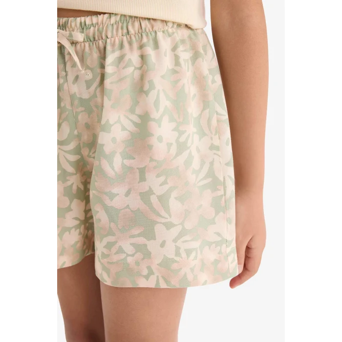 Defacto E0648 Yeşil Kız Çocuk Çiçek Desenli Viskon Şort