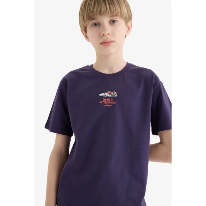 Defacto E0086 Mor Erkek Çocuk Bisiklet Yaka Nakışlı Kısa Kollu Tişört