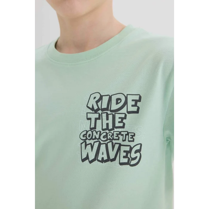 Defacto E0168 Turkuaz Erkek Çocuk Bisiklet Yaka Baskılı Kısa Kollu Tişört