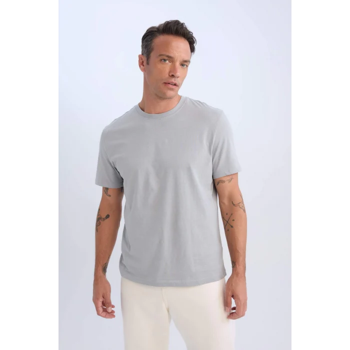 Defacto V7699 Gri %100 Pamuk New Regular Fit Bisiklet Yaka Basic Düz Kısa Kollu Tişört