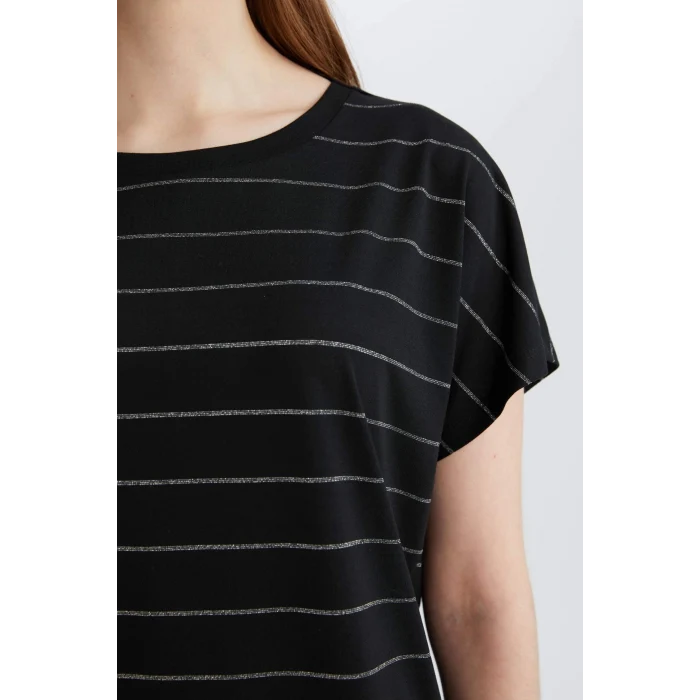 Defacto E6075 Siyah Bisiklet Yaka Kısa Kollu Tişört