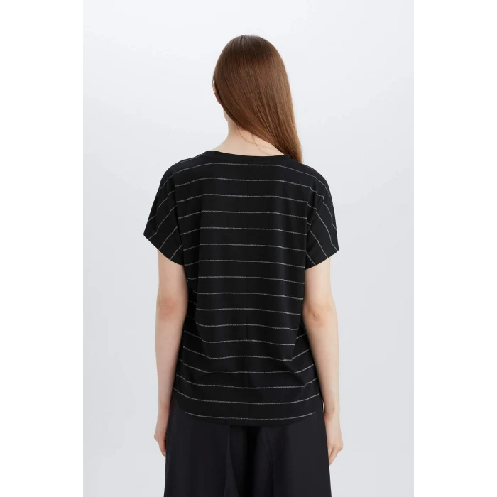 Defacto E6075 Siyah Bisiklet Yaka Kısa Kollu Tişört