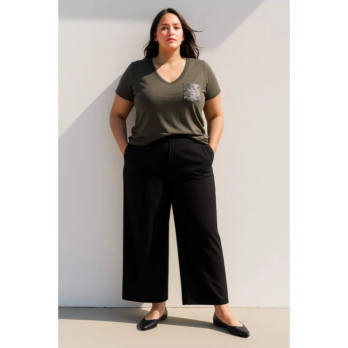 Defacto U3769 Haki Regular Fit V Yaka Cepli Kısa Kollu Tişört