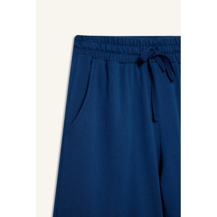 Defacto N7439 Lacivert Regular Fit Beli Lastikli Düz Paça Bermuda Şort