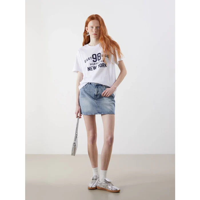 XSIDE Beyaz Bisiklet Yaka New York Baskılı Kadın Tişört