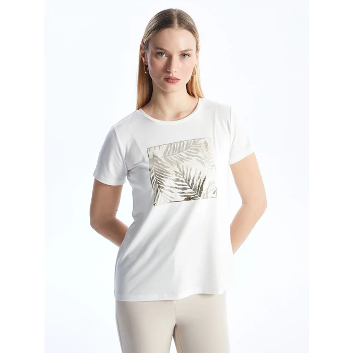 LCWAIKIKI Basic Ekru Bisiklet Yaka Baskılı Kısa Kollu Kadın Tişört