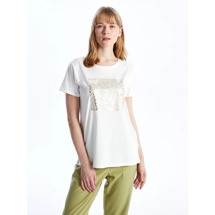 LCWAIKIKI Basic Ekru Bisiklet Yaka Baskılı Kısa Kollu Kadın Tişört