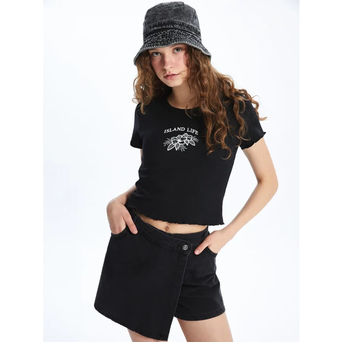 XSIDE Siyah Bisiklet Yaka Nakışlı Kısa Kollu Kadın Tişört