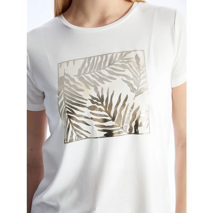 LCWAIKIKI Basic Ekru Bisiklet Yaka Baskılı Kısa Kollu Kadın Tişört