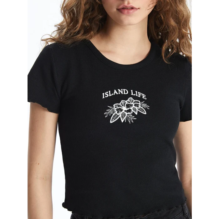 XSIDE Siyah Bisiklet Yaka Nakışlı Kısa Kollu Kadın Tişört