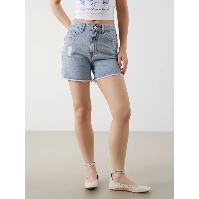 XSIDE Mavi Dar Fit Yırtık Detaylı Kadın Jean Şort